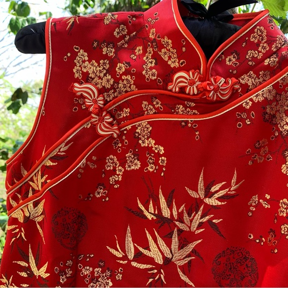 Vintage Cheongsam Qipao, maxi-dress, red, gold, black embroidery - Picture 2 of 9